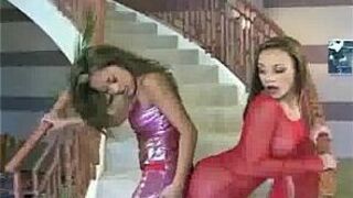 Gauge and Kaylani on the Stairs - porn video