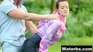 Juicy Gal Naked Solo Pissing - porn video