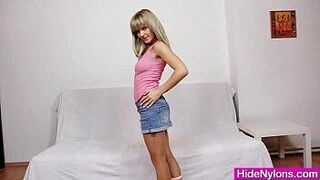 Bella Anne nylon pussy magic - porn video