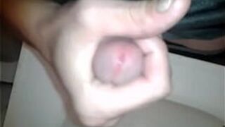 Jacking over a dirty sink - porn video