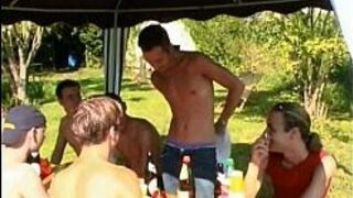 Pretty Gay Twinks Group Garden Fucking - porn video
