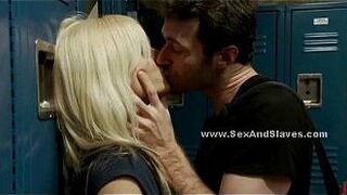 Friends with benefits fucking get caught - porn video