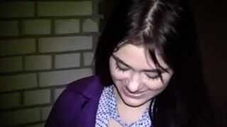 Pick up porn video with young girl - porn video