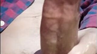 BOY WITH BIG DICK GETS MILK - porn video